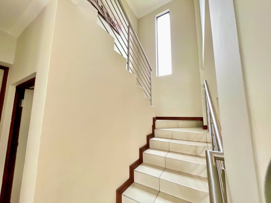 To Let 3 Bedroom Property for Rent in Olympus Gauteng