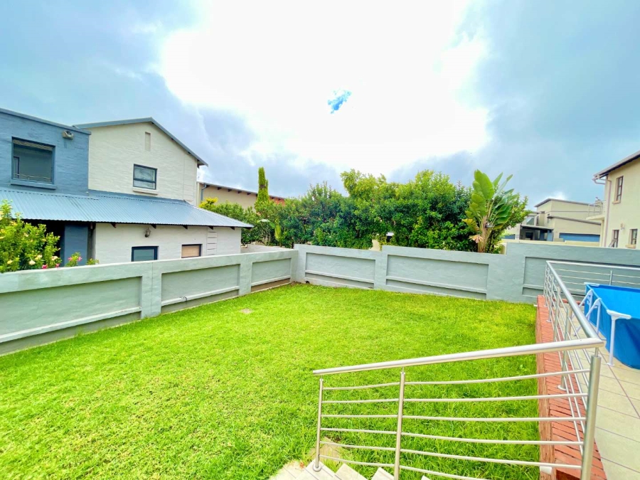 To Let 3 Bedroom Property for Rent in Olympus Gauteng