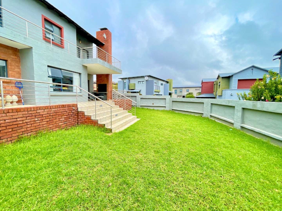 To Let 3 Bedroom Property for Rent in Olympus Gauteng