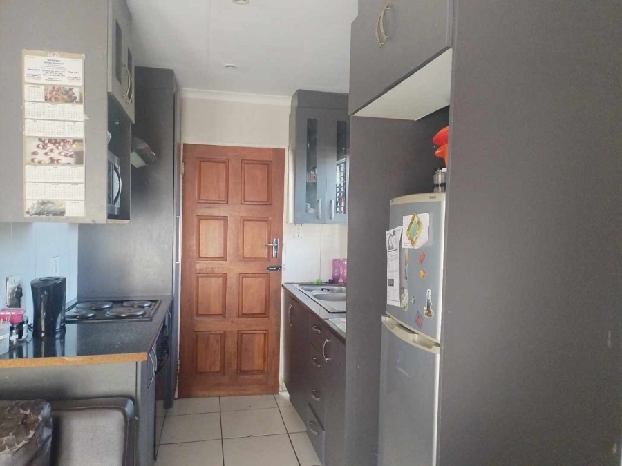 To Let 2 Bedroom Property for Rent in Mahube Valley Gauteng
