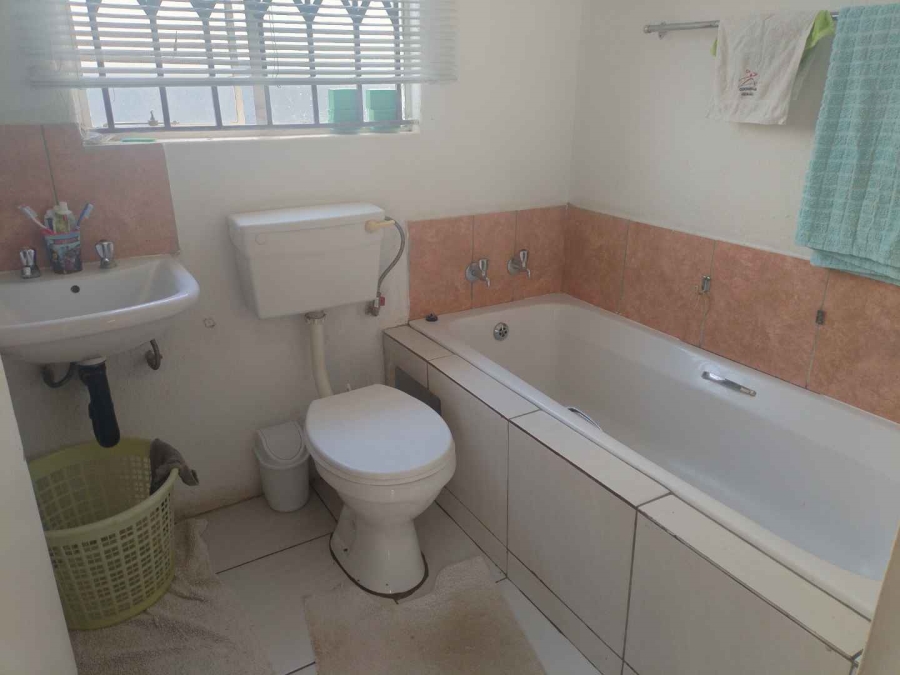 To Let 2 Bedroom Property for Rent in Mahube Valley Gauteng