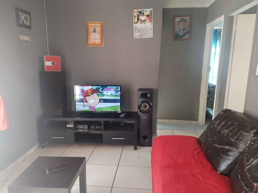 To Let 2 Bedroom Property for Rent in Mahube Valley Gauteng