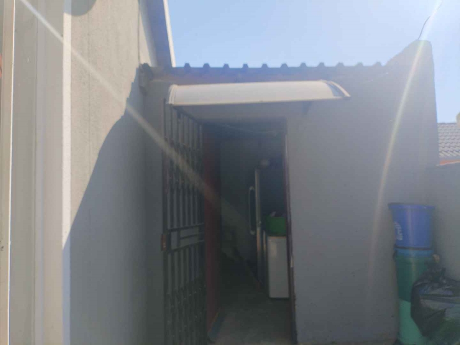 To Let 2 Bedroom Property for Rent in Mahube Valley Gauteng
