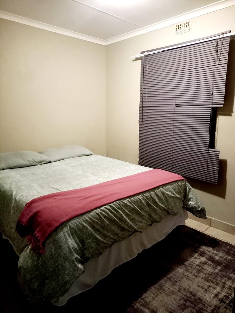 2 Bedroom Property for Sale in Montana Tuine Gauteng