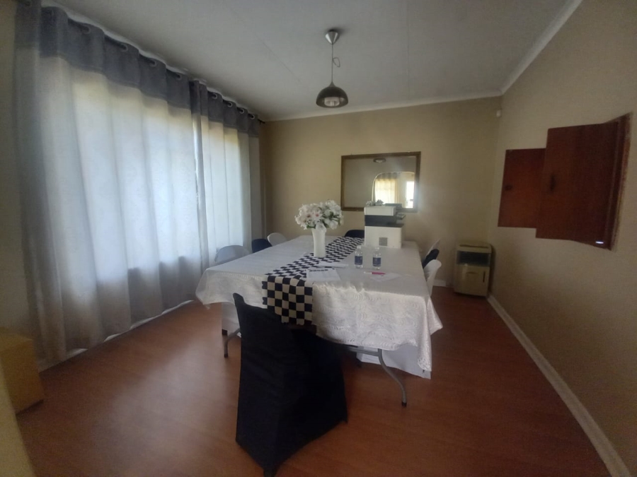 3 Bedroom Property for Sale in Birchleigh North Gauteng