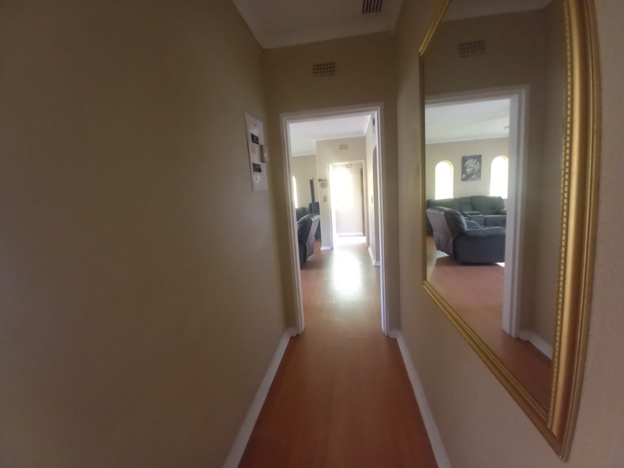 3 Bedroom Property for Sale in Birchleigh North Gauteng