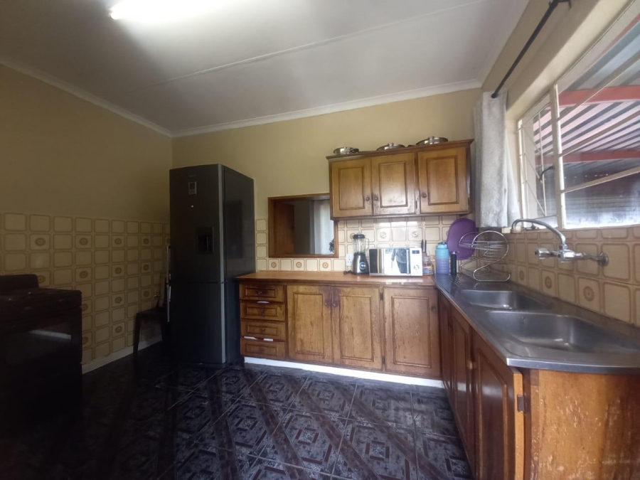 3 Bedroom Property for Sale in Birchleigh North Gauteng