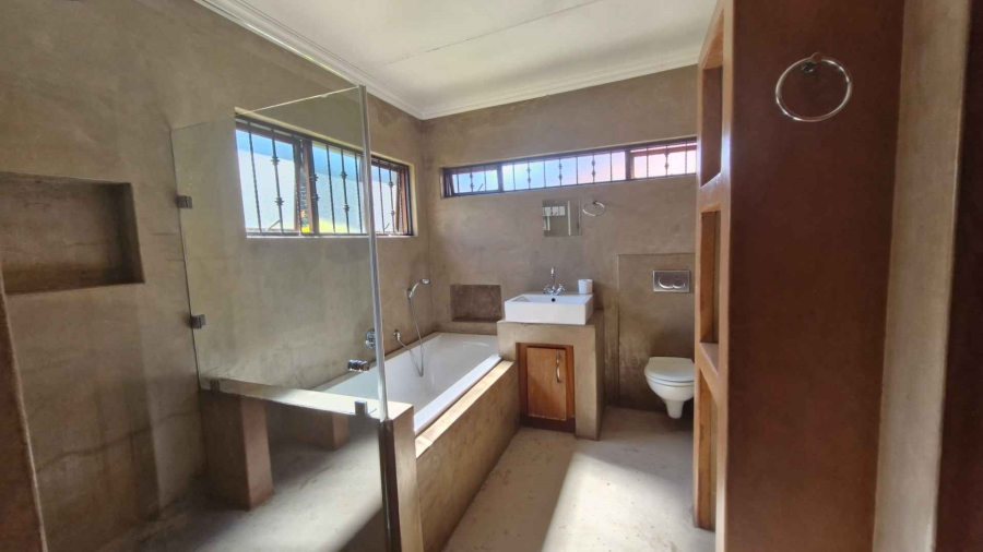 4 Bedroom Property for Sale in Riviera Gauteng