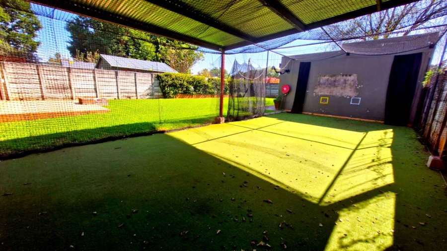 4 Bedroom Property for Sale in Riviera Gauteng