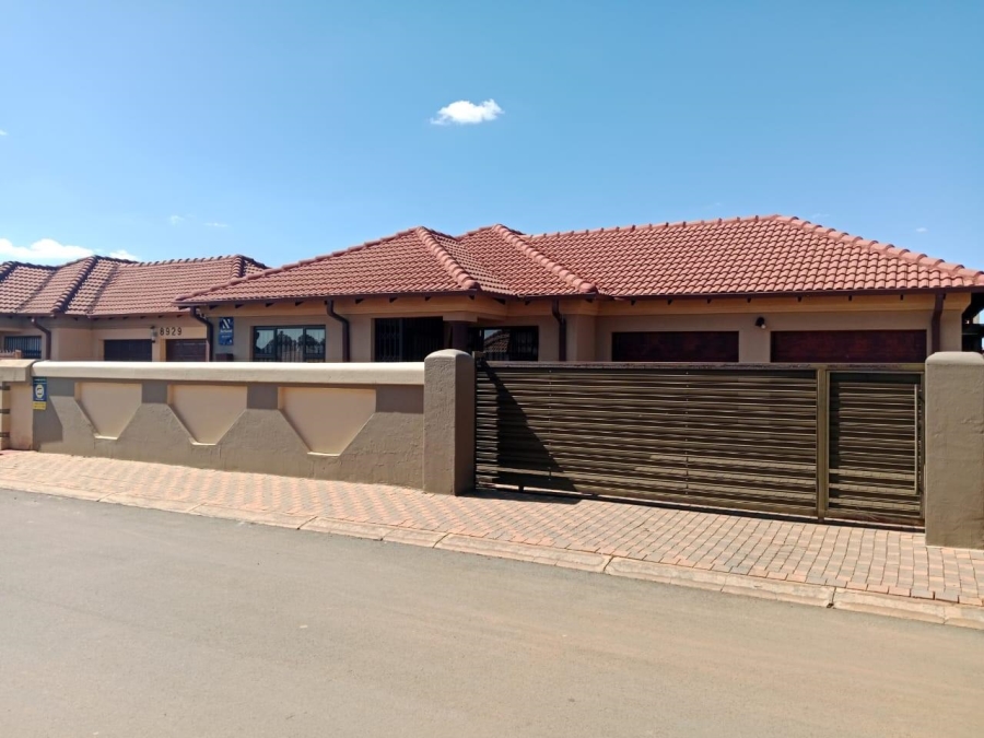 3 Bedroom Property for Sale in Vosloorus Gauteng