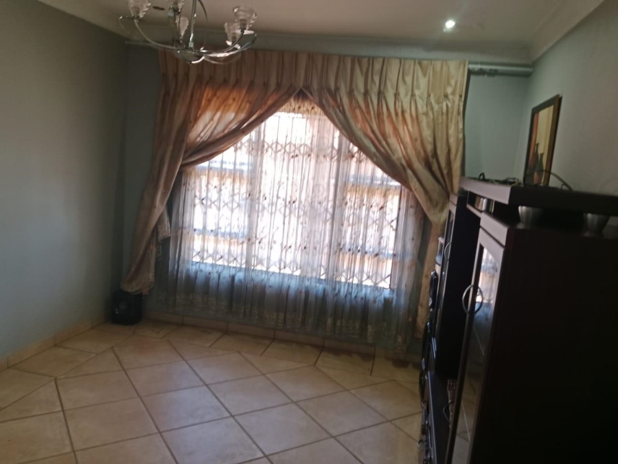 3 Bedroom Property for Sale in Vosloorus Gauteng