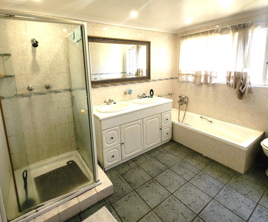 3 Bedroom Property for Sale in The Hill Gauteng