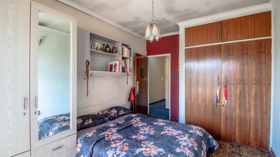 6 Bedroom Property for Sale in Rynsoord Gauteng