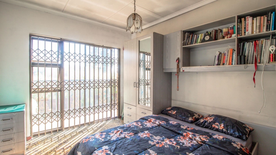 6 Bedroom Property for Sale in Rynsoord Gauteng