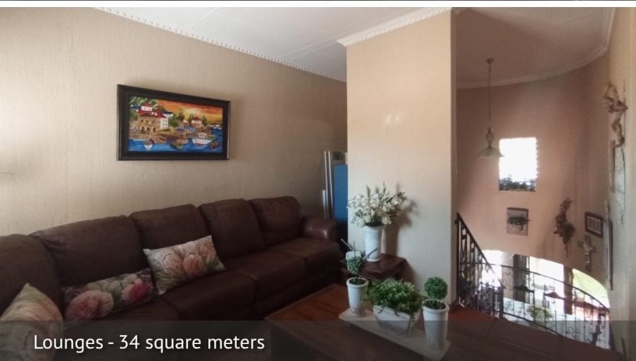 3 Bedroom Property for Sale in Eldoraigne Gauteng