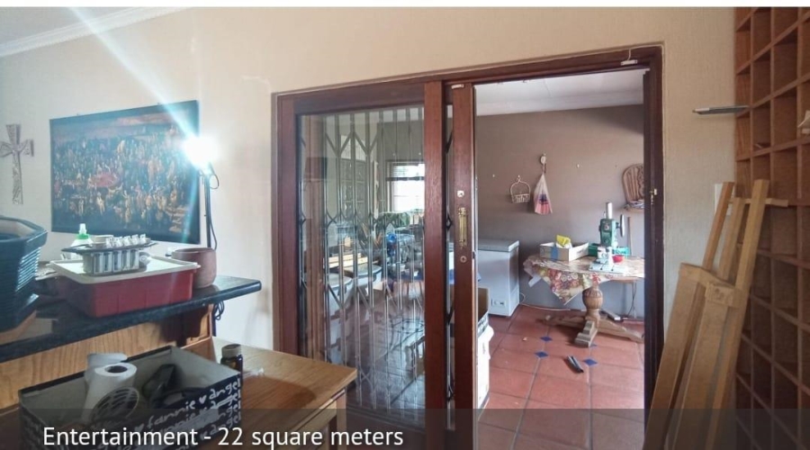3 Bedroom Property for Sale in Eldoraigne Gauteng