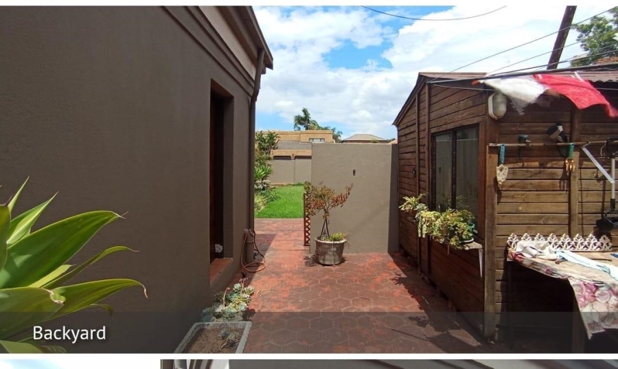 3 Bedroom Property for Sale in Eldoraigne Gauteng