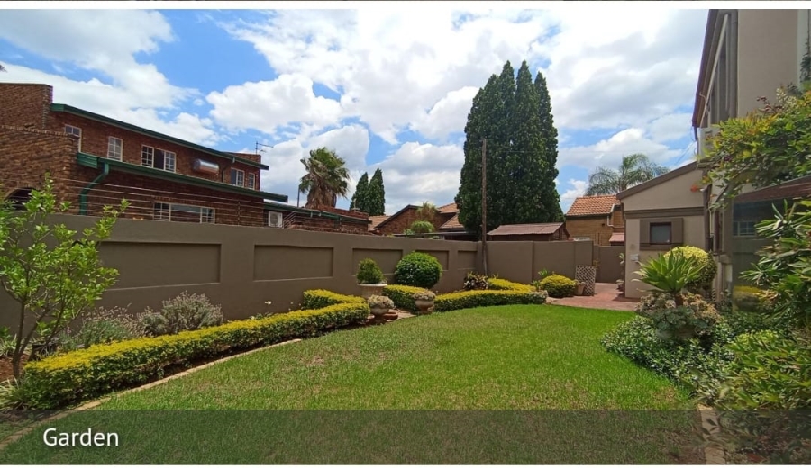 3 Bedroom Property for Sale in Eldoraigne Gauteng