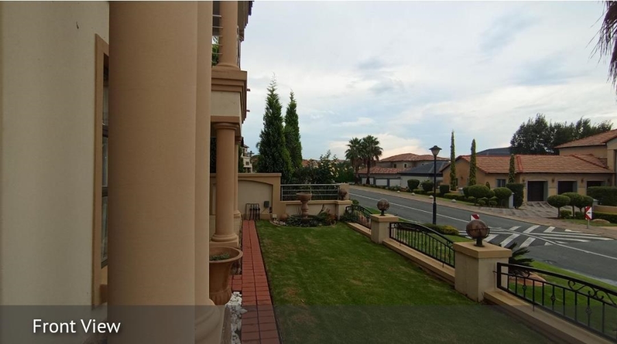 5 Bedroom Property for Sale in Blue Valley Golf Estate Gauteng