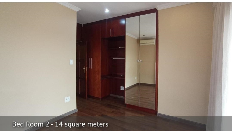 5 Bedroom Property for Sale in Blue Valley Golf Estate Gauteng
