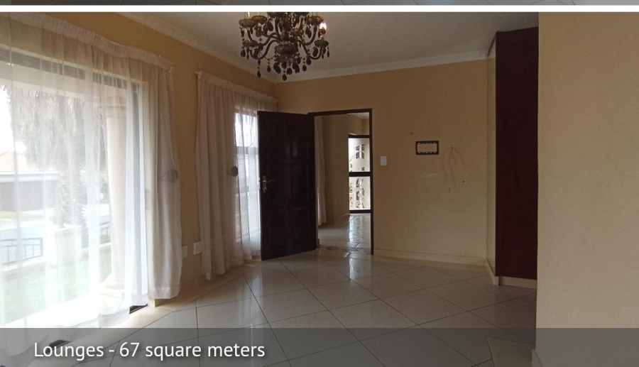 5 Bedroom Property for Sale in Blue Valley Golf Estate Gauteng