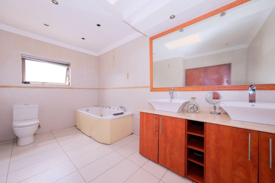 3 Bedroom Property for Sale in Killarney Gauteng