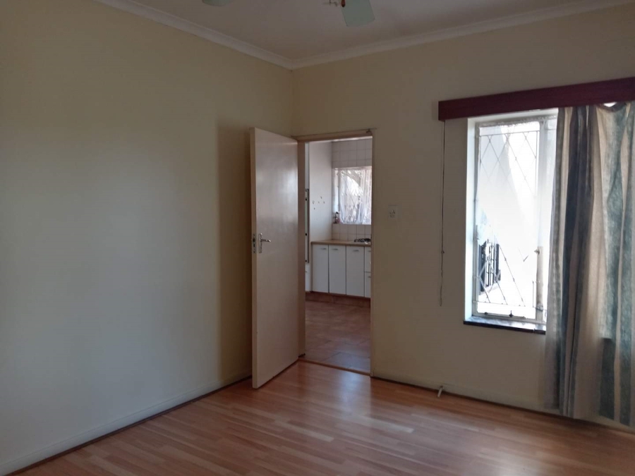 To Let 4 Bedroom Property for Rent in Lombardy East Gauteng