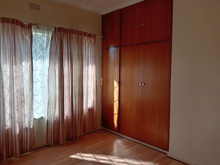 To Let 4 Bedroom Property for Rent in Lombardy East Gauteng