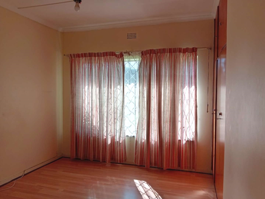 To Let 4 Bedroom Property for Rent in Lombardy East Gauteng