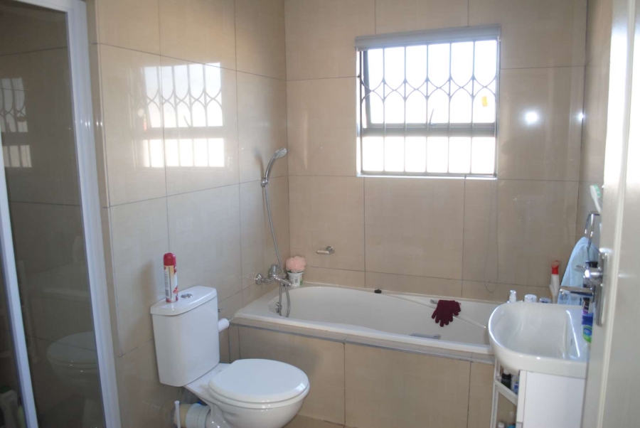 3 Bedroom Property for Sale in Riversdale Gauteng