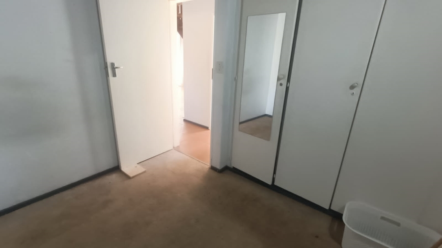 2 Bedroom Property for Sale in Zwartkop Gauteng