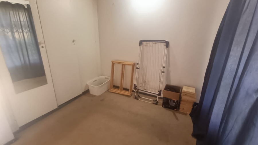2 Bedroom Property for Sale in Zwartkop Gauteng