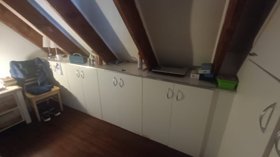 2 Bedroom Property for Sale in Zwartkop Gauteng