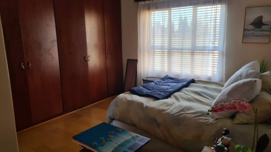 2 Bedroom Property for Sale in Faerie Glen Gauteng