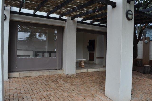 2 Bedroom Property for Sale in Faerie Glen Gauteng