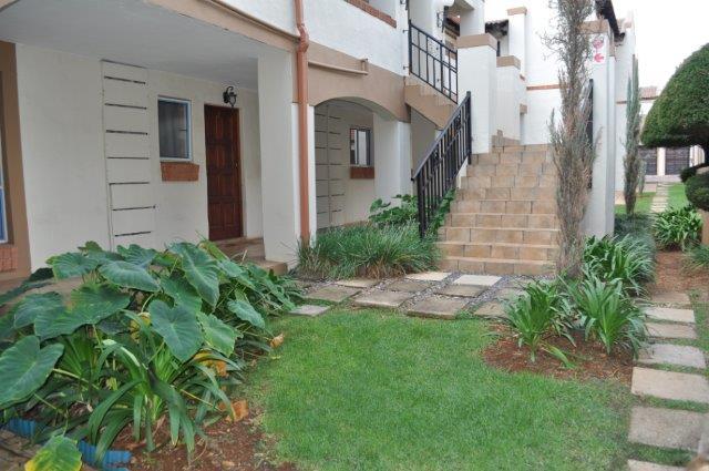 2 Bedroom Property for Sale in Faerie Glen Gauteng