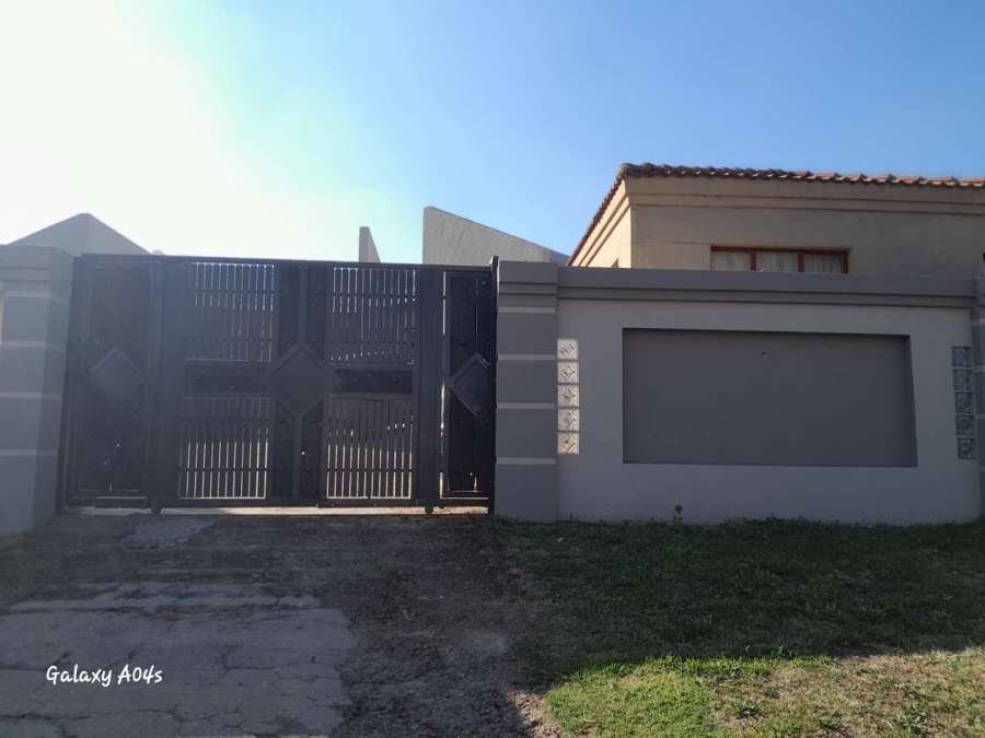 3 Bedroom Property for Sale in Walkerville Gauteng