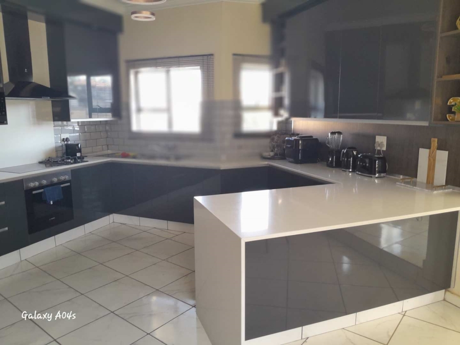 3 Bedroom Property for Sale in Walkerville Gauteng