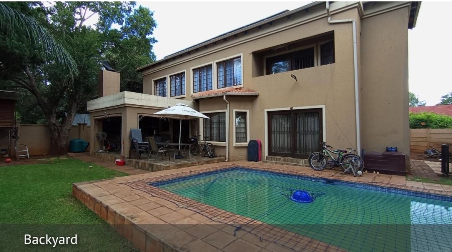 4 Bedroom Property for Sale in Wierdapark Gauteng