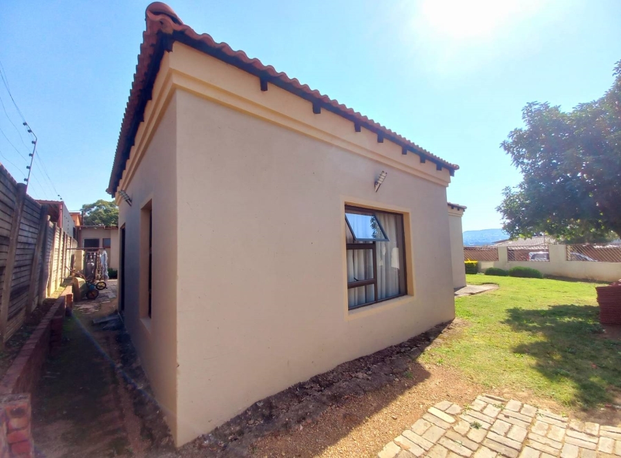 4 Bedroom Property for Sale in West Park Gauteng