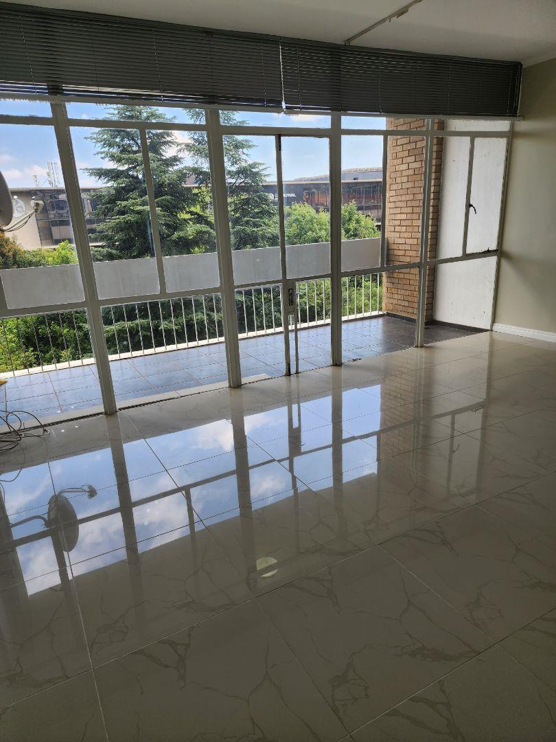 1 Bedroom Property for Sale in Parktown Gauteng