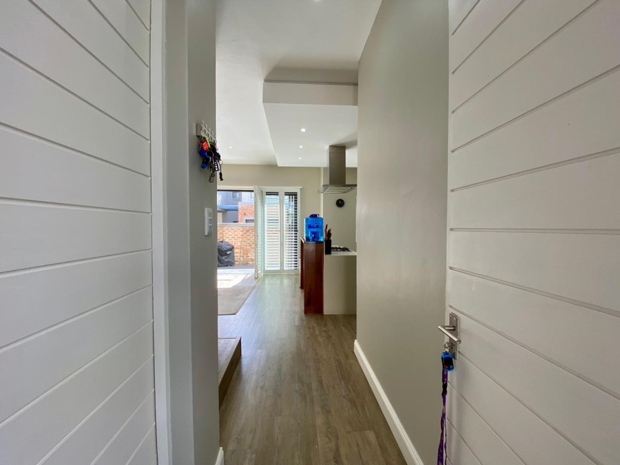 2 Bedroom Property for Sale in Brooklyn Gauteng