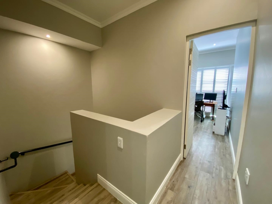 2 Bedroom Property for Sale in Brooklyn Gauteng