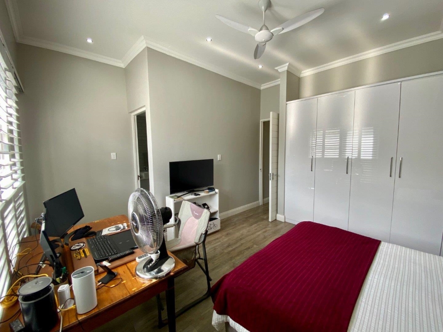 2 Bedroom Property for Sale in Brooklyn Gauteng
