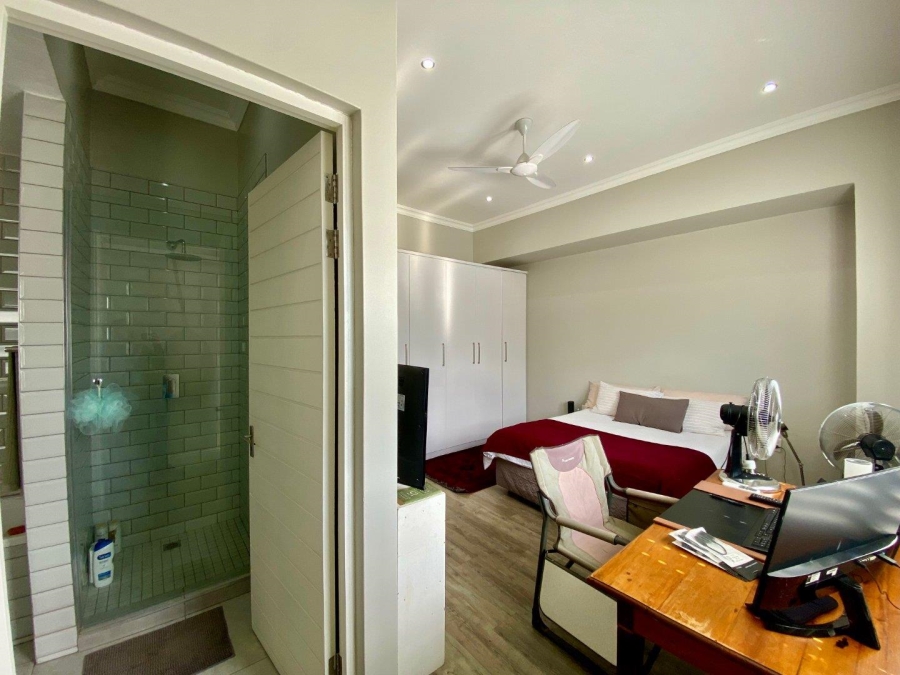 2 Bedroom Property for Sale in Brooklyn Gauteng