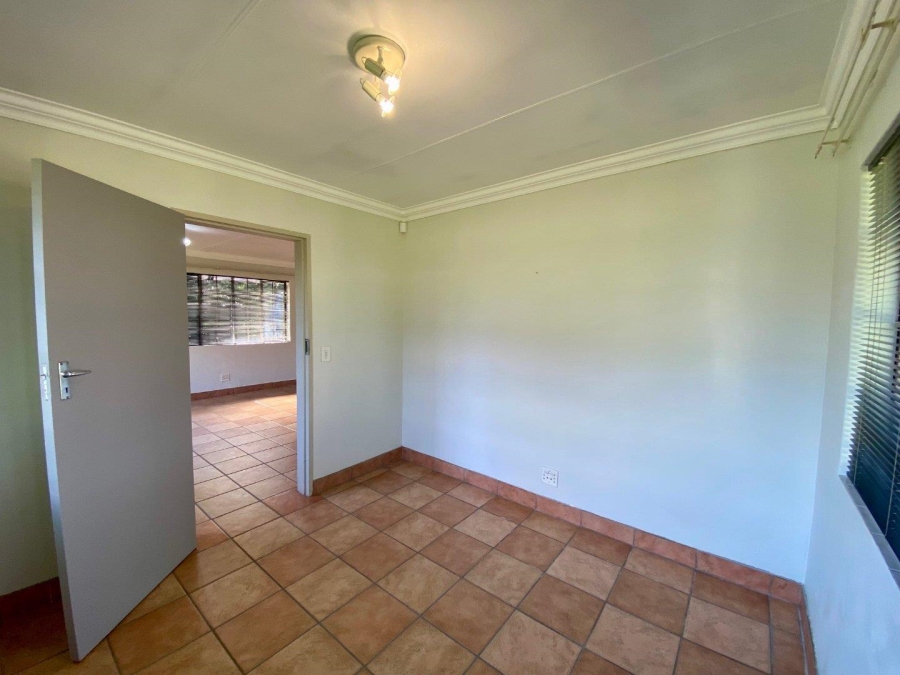 To Let 1 Bedroom Property for Rent in Die Wilgers Gauteng