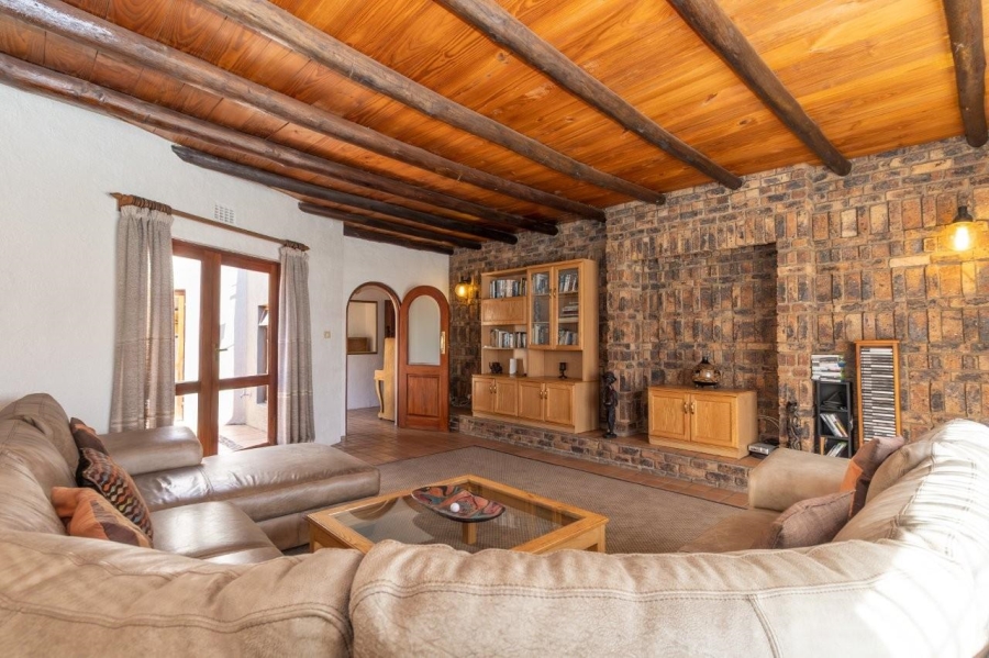 5 Bedroom Property for Sale in Northcliff Gauteng