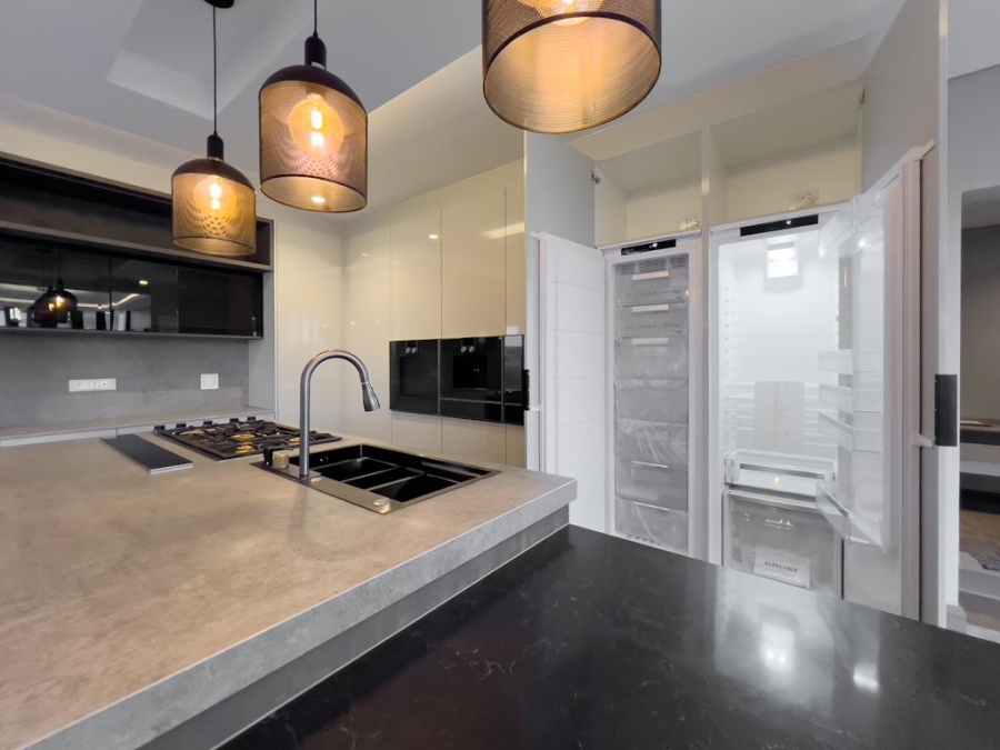 5 Bedroom Property for Sale in Midstream Estate Gauteng