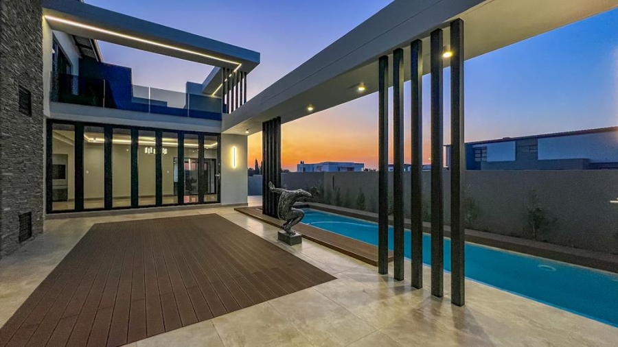 5 Bedroom Property for Sale in Midstream Estate Gauteng