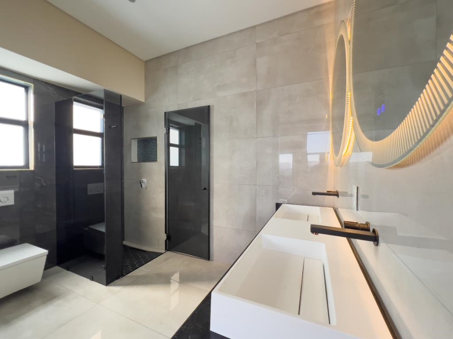 5 Bedroom Property for Sale in Midstream Estate Gauteng